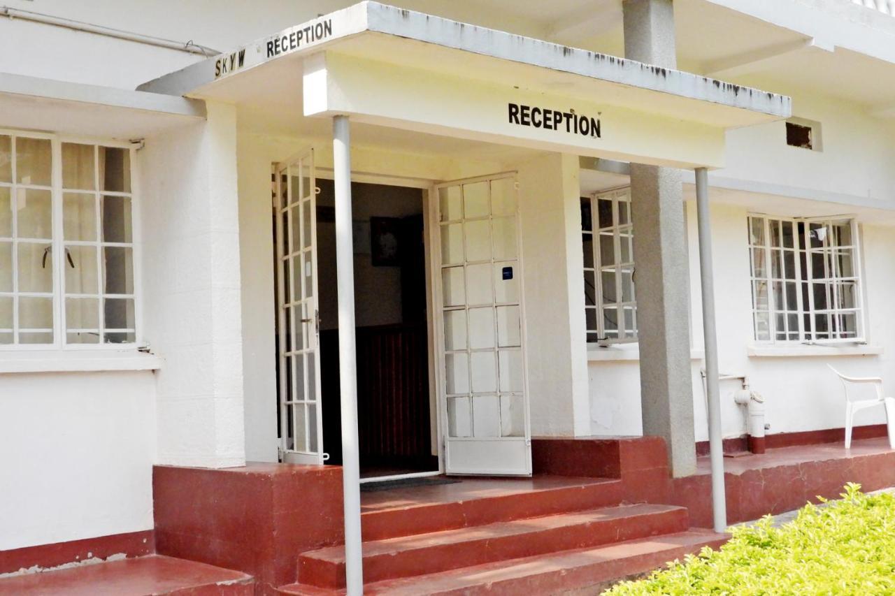 Skyway Hotel Entebbe Dış mekan fotoğraf